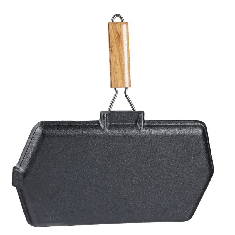 Litoželezna žar ponev z zložljivim lesenim ročajem, 35x21 cm | Litoželezna žar ponev Litoželezna žar ponev z zložljivim lesenim ročajem, 35x21 cm | Litoželezna žar ponev | Litoželezna ponev |